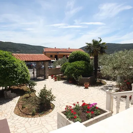 Sucic Apartment