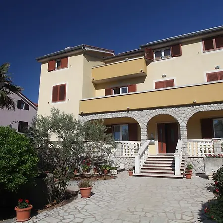 Apartment Sucic